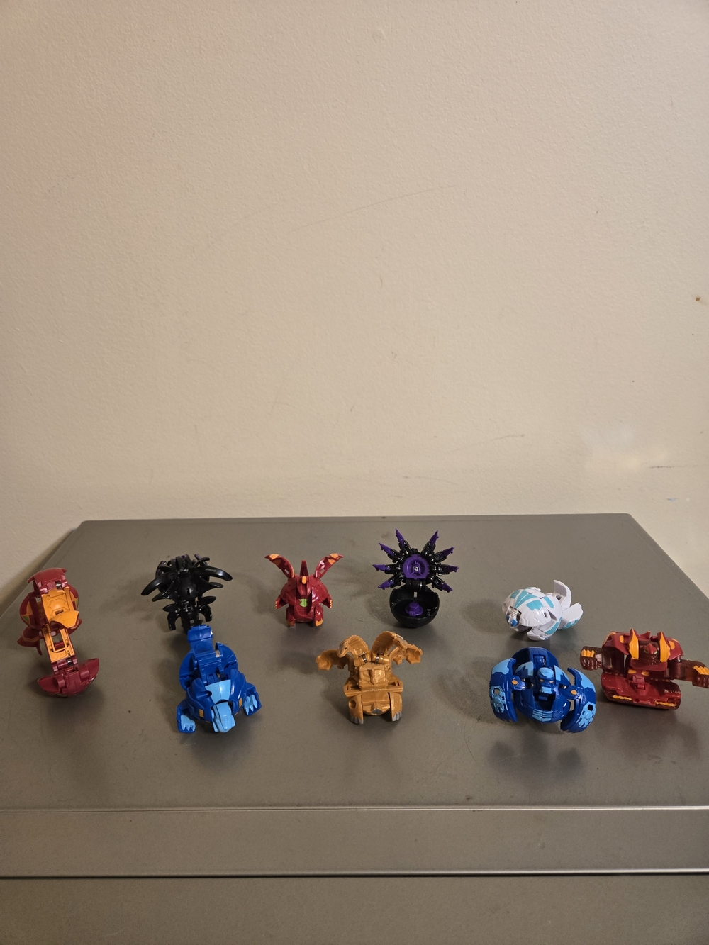 Lot of 9 Bakugan Battle Planet Transforming Figures